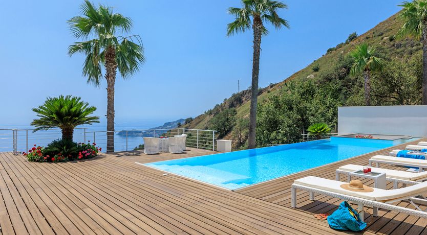 Photo of The Palazzo Approach