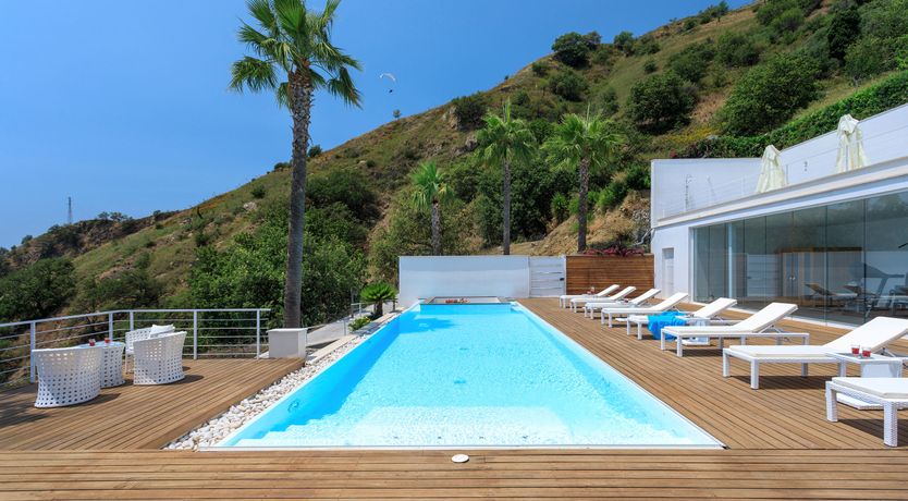 Photo of The Palazzo Approach