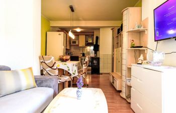 Fruk Apartment 5 Holiday Home