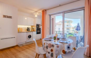 Quartier Latin Apartment 13 Holiday Home