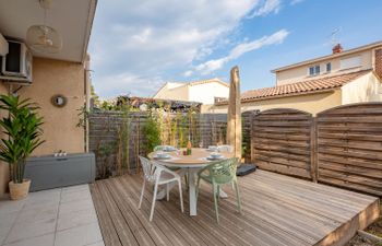 Le Saint Jean Holiday Home