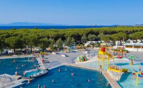 Photo of Camping Village Baia Blu La Tortuga Villa 4