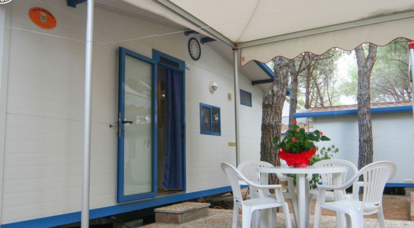 Photo of Camping Village Baia Blu La Tortuga Villa 4