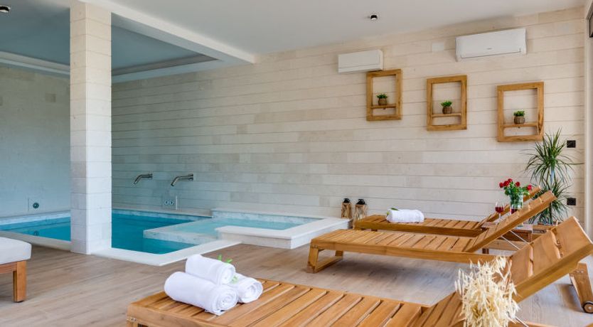 Photo of Luxury Villa Terra Maiorum Apartment 2