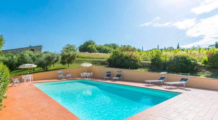 Photo of Cerretino group house 14 sleeps