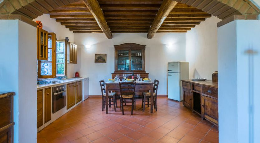 Photo of Cerretino group house 14 sleeps