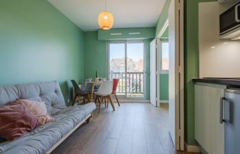 Les Normandières Apartment 24 Holiday Home