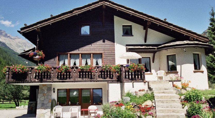 Photo of Chalet Sunstar Klein Apartment 2