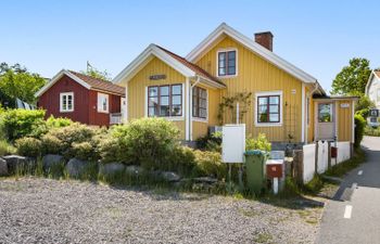 Fjällbacka Holiday Home