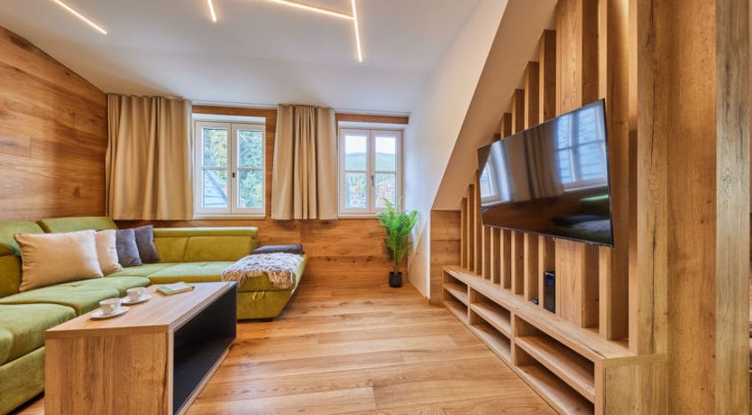 Photo of Timberline Peak Duplex & Bath Apartment 4