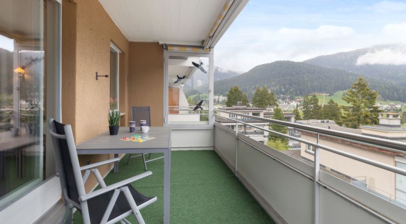 Photo of Regina Apt Golfblick