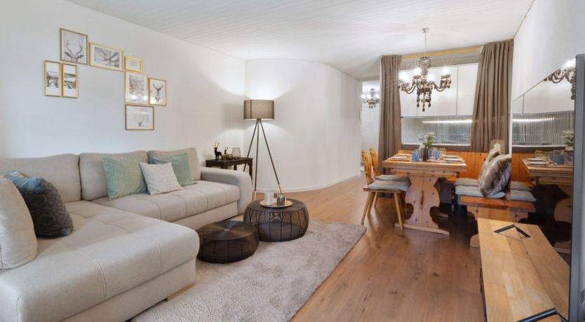 Photo of Verbena Apt 4