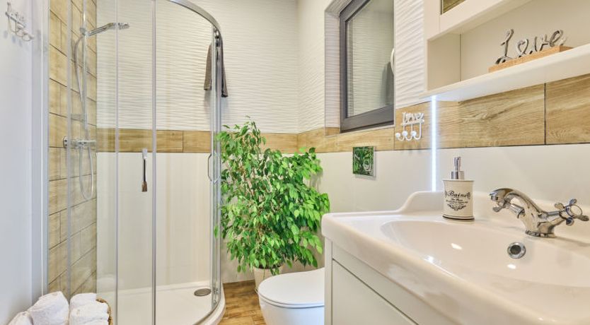 Photo of Luxe Timber Lodge & Yoga Loft