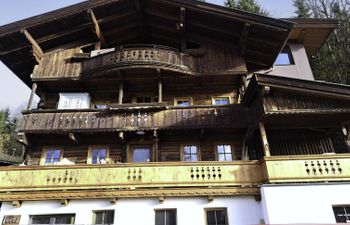 Zur alten Schmiede Holiday Home