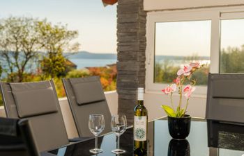 Angels Retreat Holiday Home