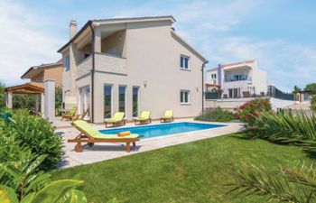 Tesa Holiday Home