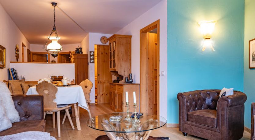 Photo of Chesa Narcissa F4