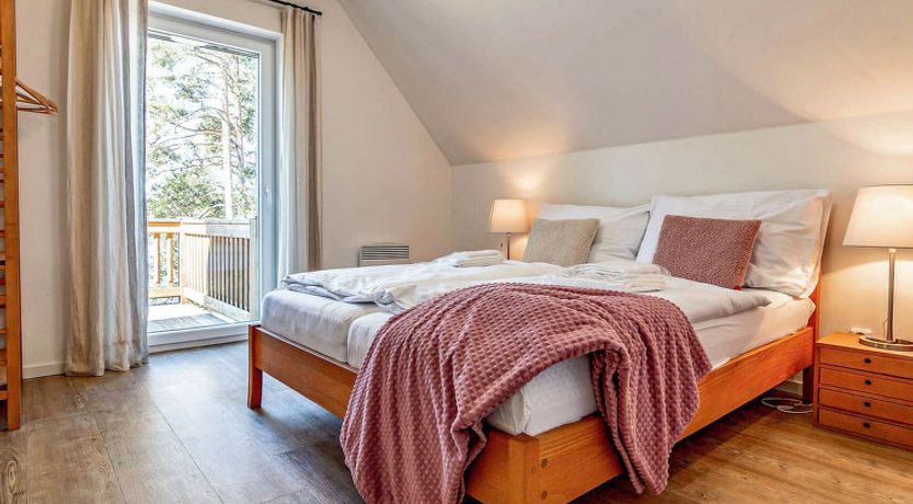 Photo of Lakeside Village 11