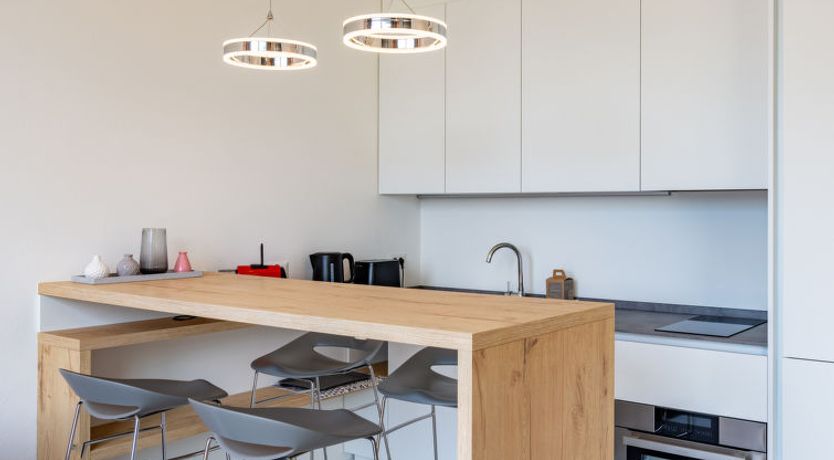 Photo of Lakeview Terrace