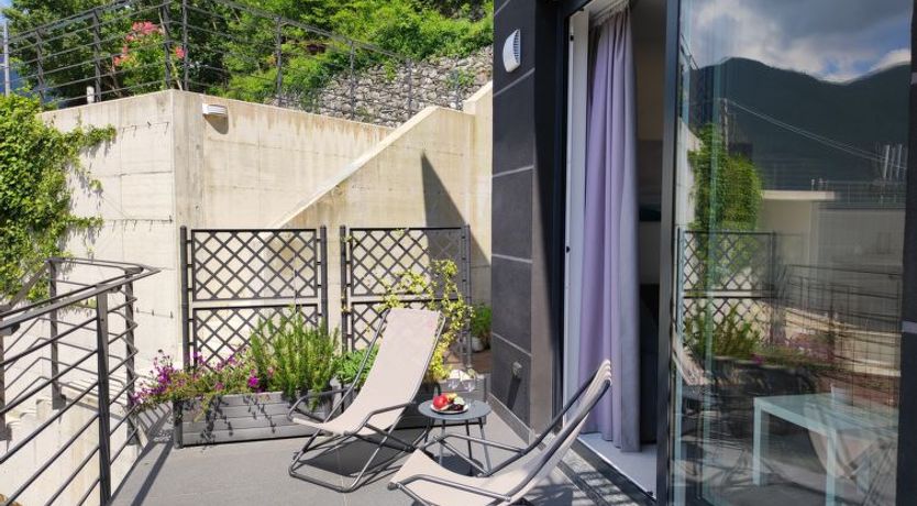 Photo of Lakeview Terrace