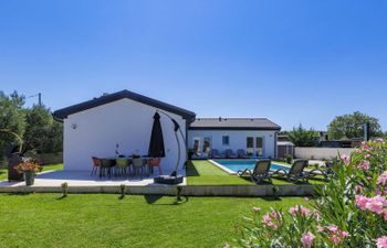 Corona Cordis Holiday Home