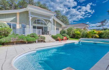 Atlantic Green Holiday Home