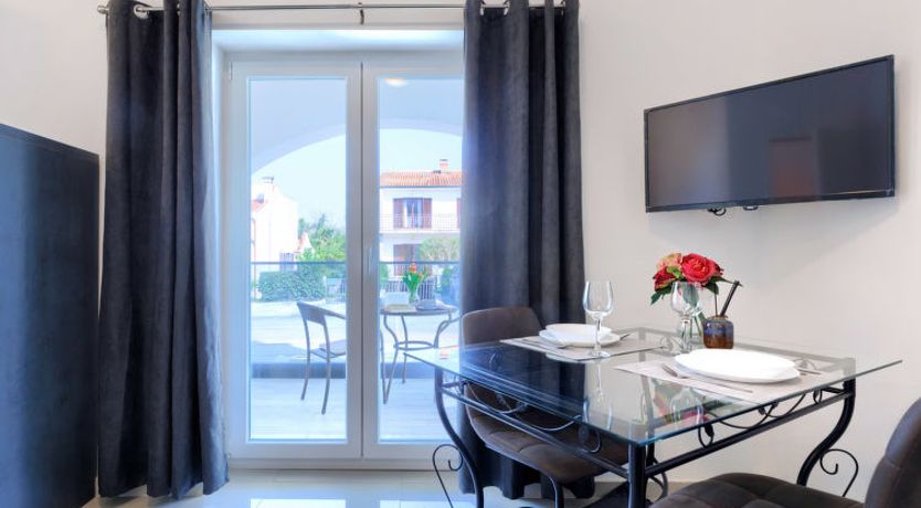 Photo of Amra 2 Apartment 2