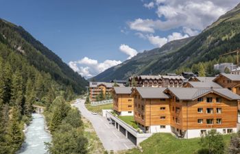 SWISSPEAK Resorts Zinal Apartment 9 Holiday Home