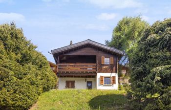Brisca Holiday Home
