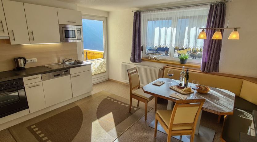 Photo of Alpenliebe Apartment 4