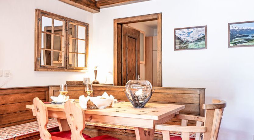 Photo of Chesa Murtel