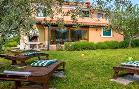 Photo of little-tuscany-for-two