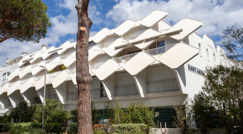 Photo of East Land Apartment 3