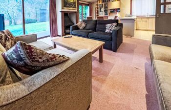 Glen View Holiday Home