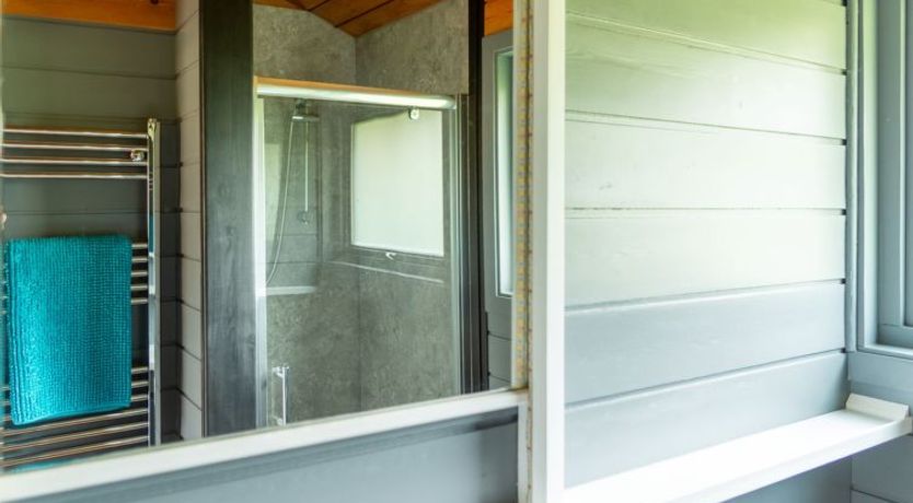 Photo of Lodge 6 - Hot Tub Lodge