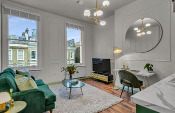 Kensington Heights Holiday Home
