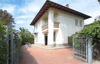 Villa Torri Holiday Home