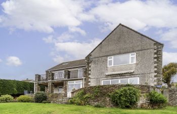 Meadow View Holiday Home