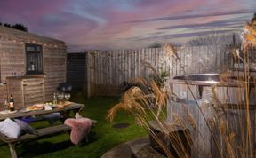 Photo of Wheal Prosper Hot Tub Lodge