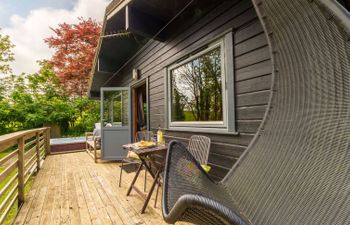 Chestnut Hot Tub Lodge Holiday Home