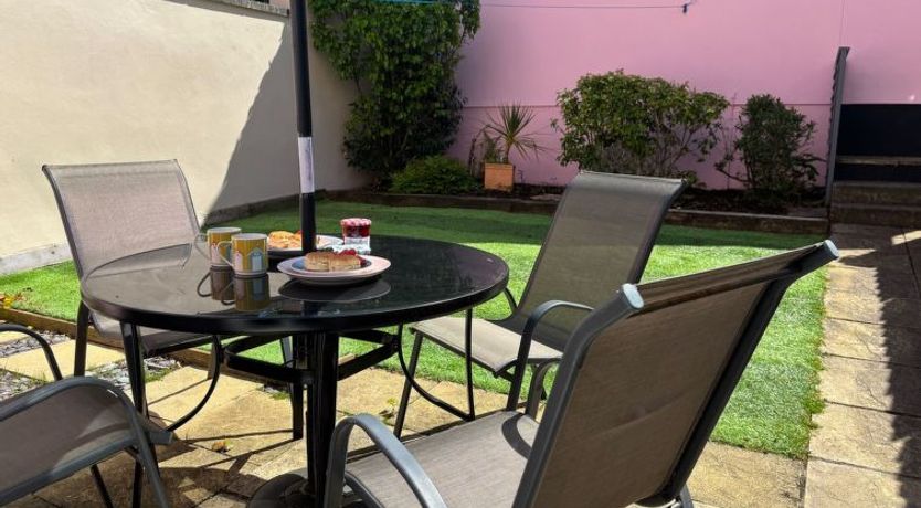 Photo of Marshmallow House