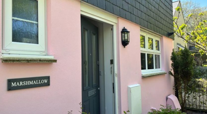 Photo of Marshmallow House