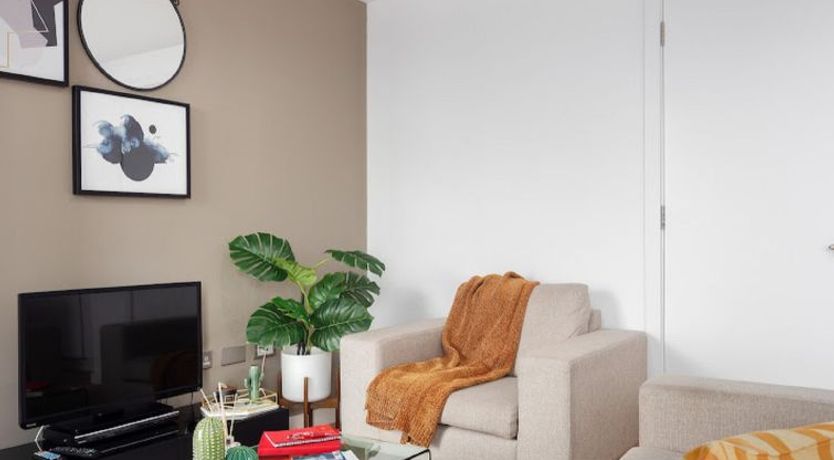 Photo of Avant-Garde, Shoreditch