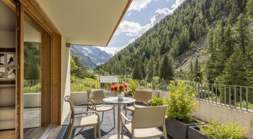 Photo of SWISSPEAK Resorts Zinal Apartment 72