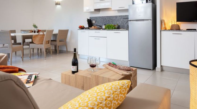 Photo of MB6 Loggia Apartment 8