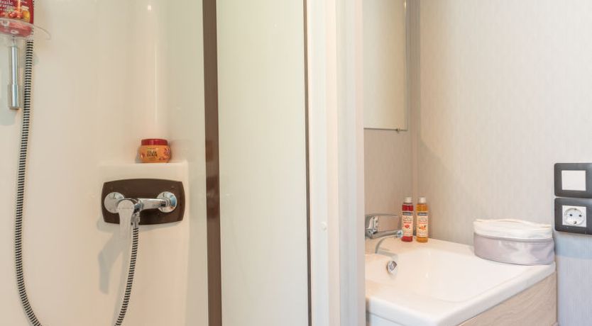 Photo of Le Mediterranée Apartment 8