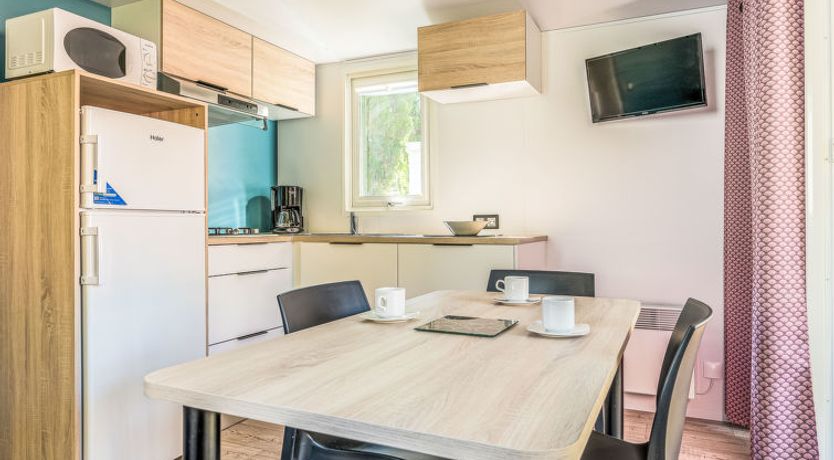 Photo of Le Mediterranée Apartment 8