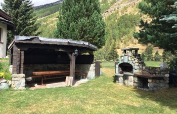 Chalet Sunstar Gross Holiday Home