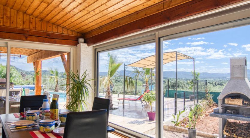 Photo of Les Lauriers Blancs