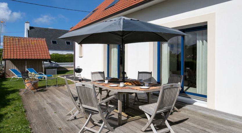 Photo of Brign' Beach